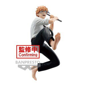 Denji-Figur aus Chainsaw Man – dynamische Pose mit Brille und Axt, voller Ausdruck von Entschlossenheit