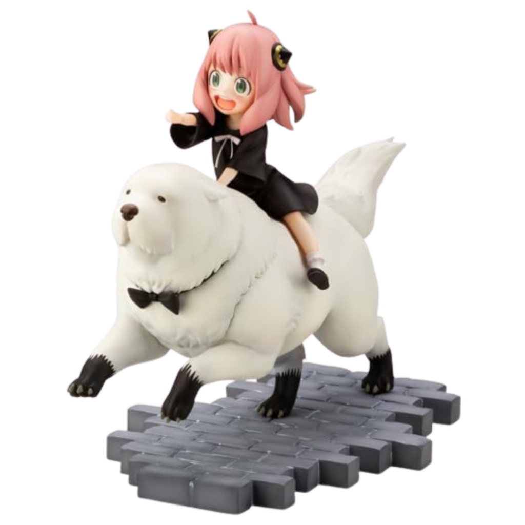 Kotobukiya Figur von Anya Forger reitend auf Hund Bond aus SPY x FAMILY auf Pflasterstein-Sockel.