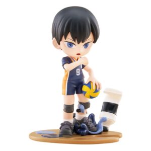 Bushiroad PalVerse Chibi-Figur von Tobio Kageyama aus Haikyu!! mit Volleyball und Karasuno-Trikot auf einer Farb-Base.