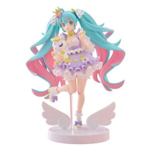 FuRyu Tenitol Figur von Hatsune Miku Yumekawa Princess Lavender Ver. im lila Rüschenkleid mit Einhorn und Flügel-Base.