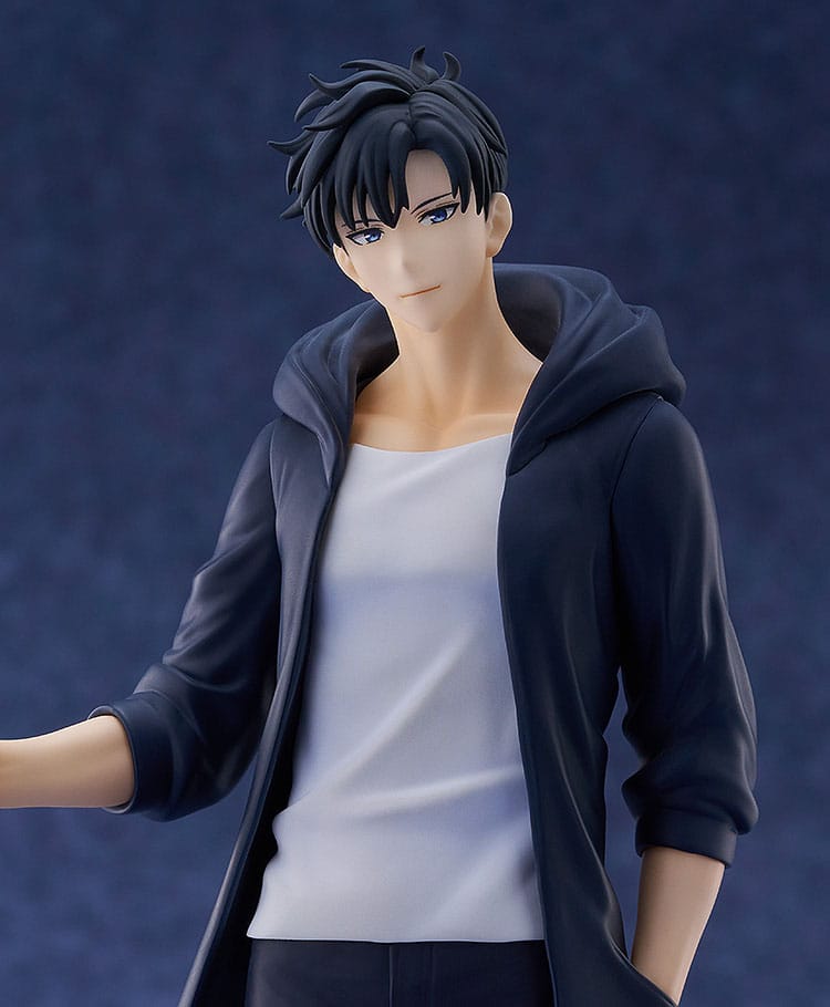 Good Smile Company Pop Up Parade L Figur von Sung Jinwoo aus Solo Leveling im dunklen Mantel mit Dolch.