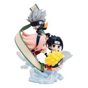 FigUnity Chibi-Diorama von Team 7 mit Naruto, Sasuke, Sakura und Kakashi auf einer transparenten Effekt-Basis.