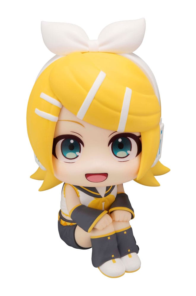 MegaHouse LookUp Chibi-Figur von Kagamine Rin im weiß-gelben Sailor-Outfit mit weißer Schleife nach oben blickend.