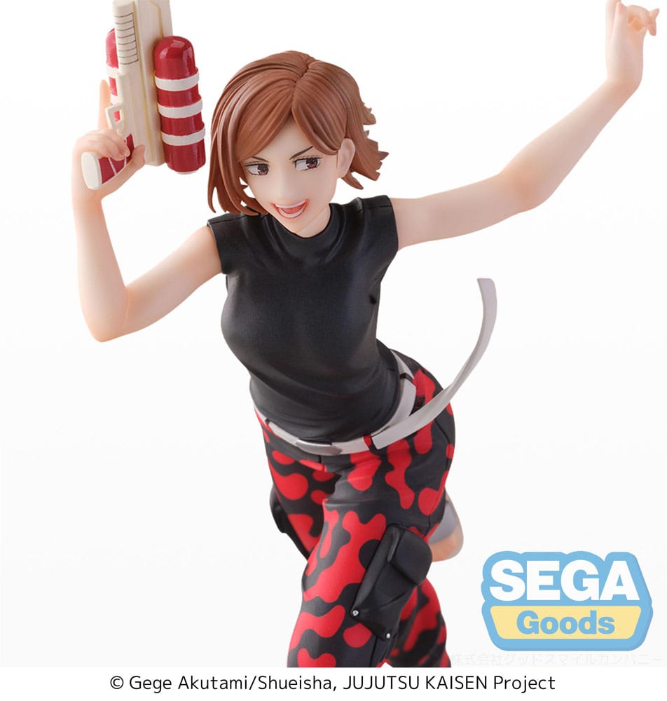 Sega Splash x Battle Figur von Nobara Kugisaki aus Jujutsu Kaisen im Sprung mit Wasserpistole.