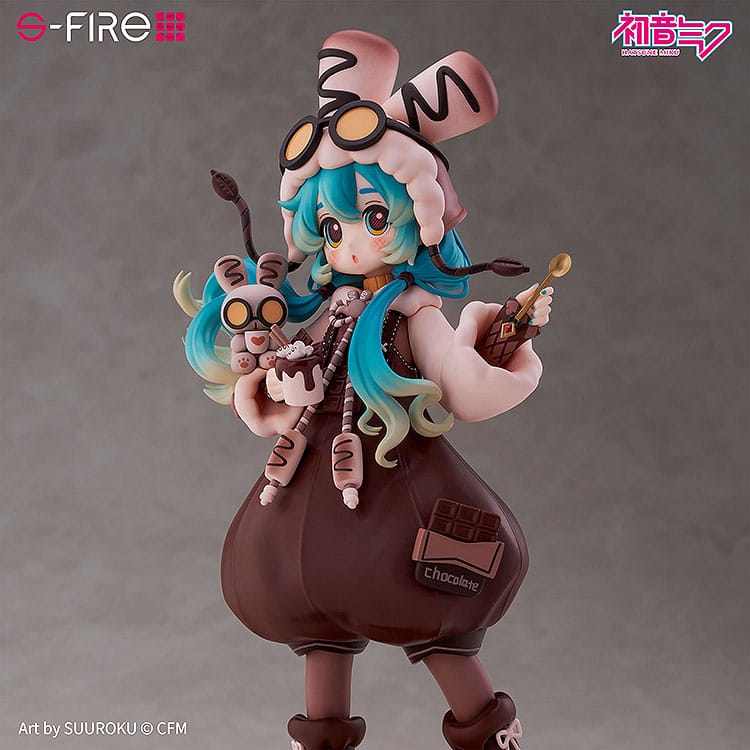 SEGA Figur von Hatsune Miku im Marshmallow-Hot-Cocoa-Outfit mit Kakaotasse auf Schokoladentafel-Base.