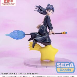 SEGA Luminasta Figur von Nemu Miyao aus WITCH WATCH reitend auf einem Besen mit blauer Spitze über einem gelben Stern.