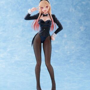 Aniplex My Dress-Up Darling Figur von Marin Kitagawa im schwarzen Bunny-Suit mit Netzstrumpfhosen und Hasenohren beim Peace-Zeichen.