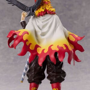 Aniplex Demon Slayer Figur von Kyojuro Rengoku mit Kasugai-Krähe auf der Schulter und Flammen-Umhang auf schwarzer Standbasis.