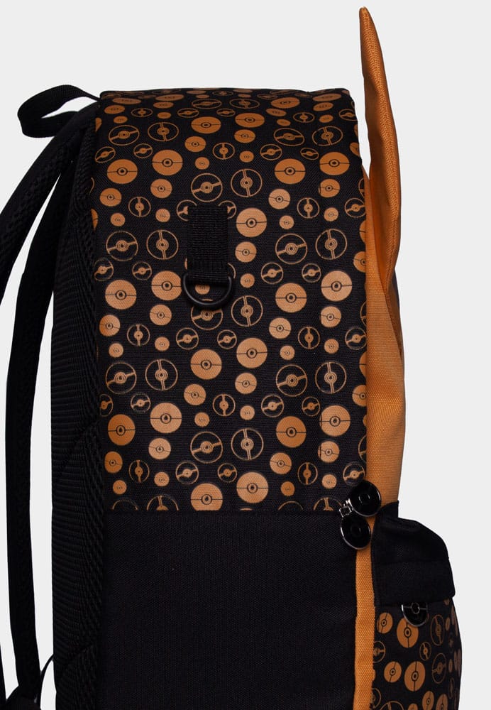 Pokémon Rucksack im braun-schwarzen Evoli-Design mit abstehenden Ohren und Pokéball-Muster auf der Fronttasche.