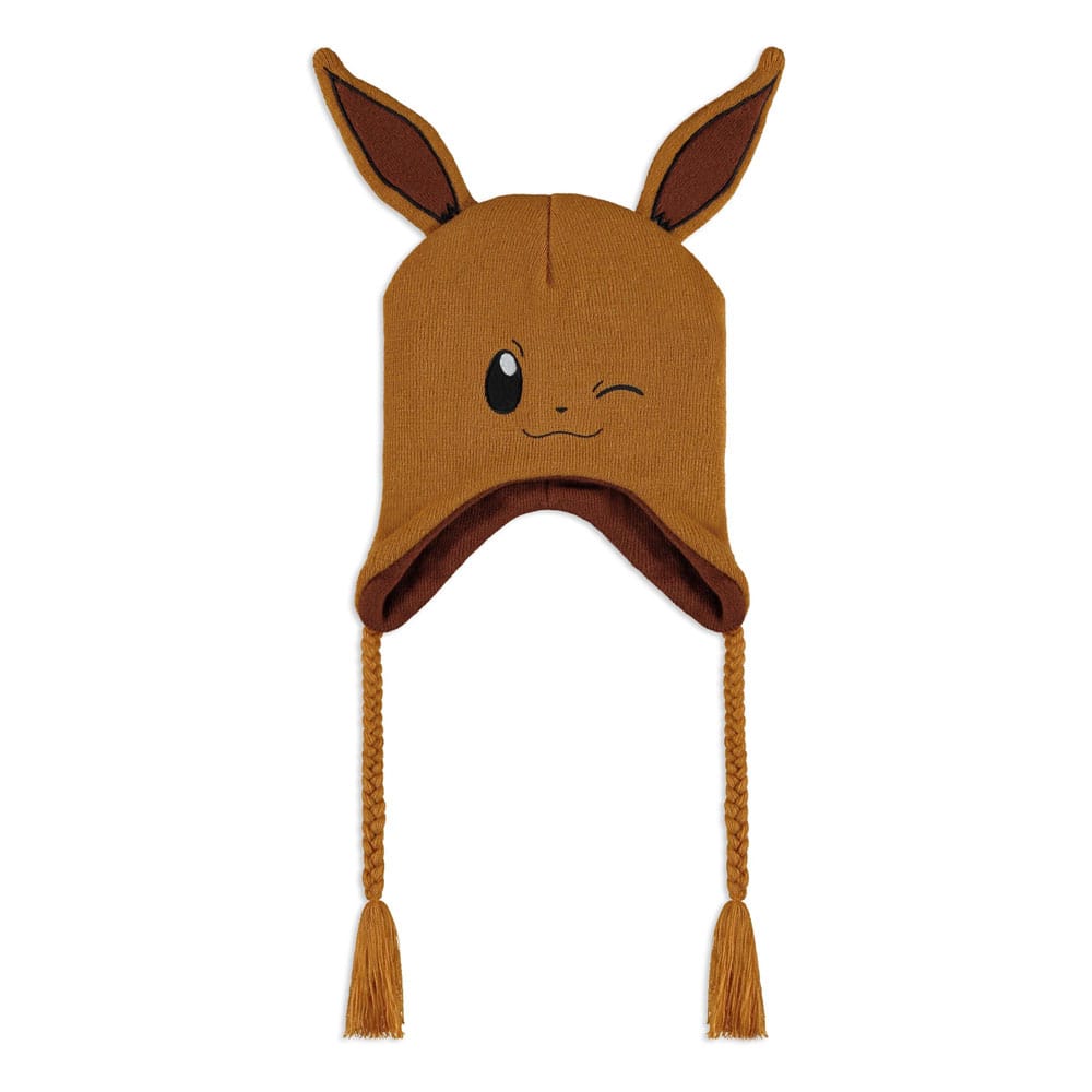 Braune Pokémon Skimütze im Evoli-Design mit 3D-Ohren, zwinkerndem Gesicht und braunen Flechtkordeln mit Quasten.