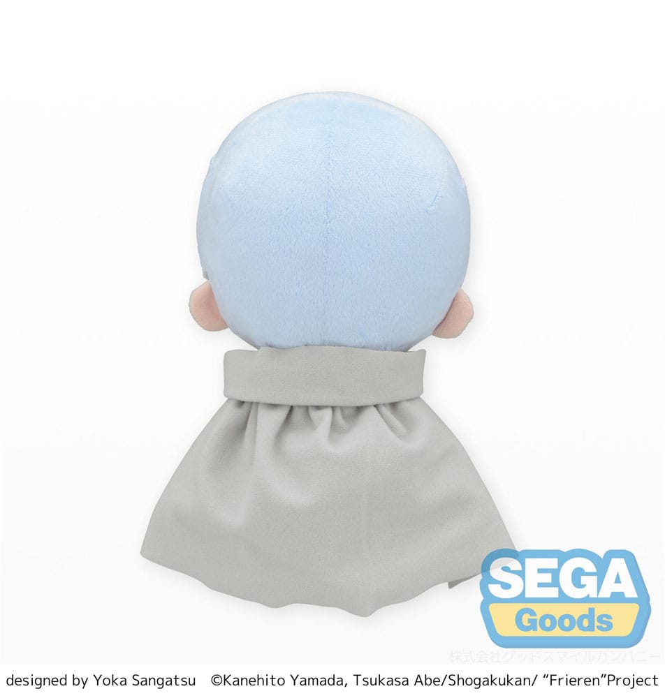 SEGA Fuwa Petit Plüschfigur von Himmel aus Frieren im blauen Helden-Outfit mit grauem Umhang.