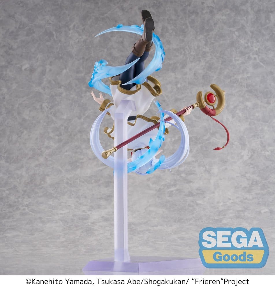 SEGA Frieren Flower Dance Figur von Frieren in schwebender Überkopf-Pose mit Magie-Effekten und Zauberstab.