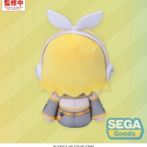 SEGA Vocaloid Mysekai Plüschfigur von Kagamine Rin mit gelben Haaren, weißer Schleife und grau-gelbem Outfit in sitzender Chibi-Pose.