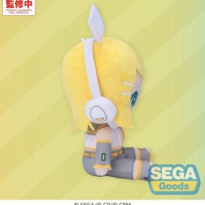 SEGA Vocaloid Mysekai Plüschfigur von Kagamine Rin mit gelben Haaren, weißer Schleife und grau-gelbem Outfit in sitzender Chibi-Pose.
