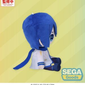 SEGA Vocaloid Mysekai Plüschfigur von Kaito mit blauen Haaren, blauem Schal und weiß-blauem Outfit in sitzender Chibi-Pose.